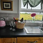 Achill Island By The Sea - Idyllic Views, Sleeps 6, Full Kitchen, Fireplace And Wifi Throughout Holiday home Achill Sound