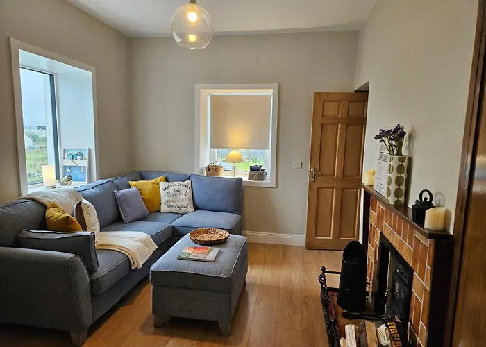 Achill Island By The Sea - Idyllic Views, Sleeps 6, Full Kitchen, Fireplace And Wifi Throughout Casa vacanze Achill Sound