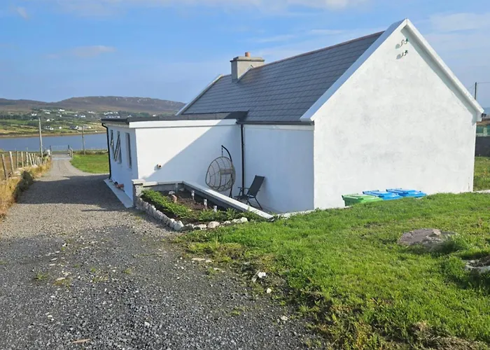 Casa vacanze Achill Island By The Sea - Idyllic Views, Sleeps 6, Full Kitchen, Fireplace And Wifi Throughout *