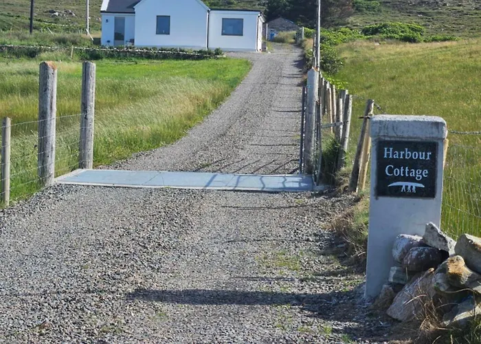 Achill Island By The Sea - Idyllic Views, Sleeps 6, Full Kitchen, Fireplace And Wifi Throughout
